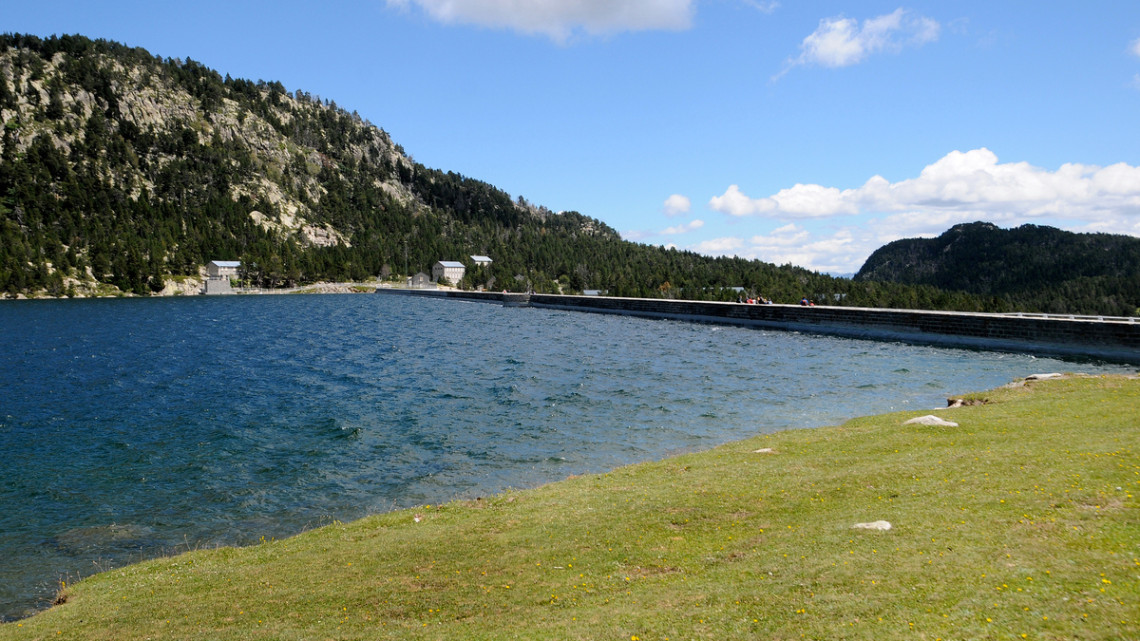 El llac de la Bullosa obre la temporada d’estiu