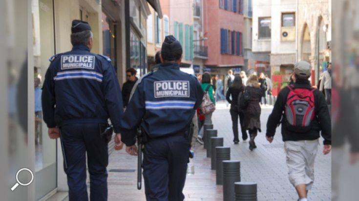 Dos agents de la Policia Municipal de Perpinyà